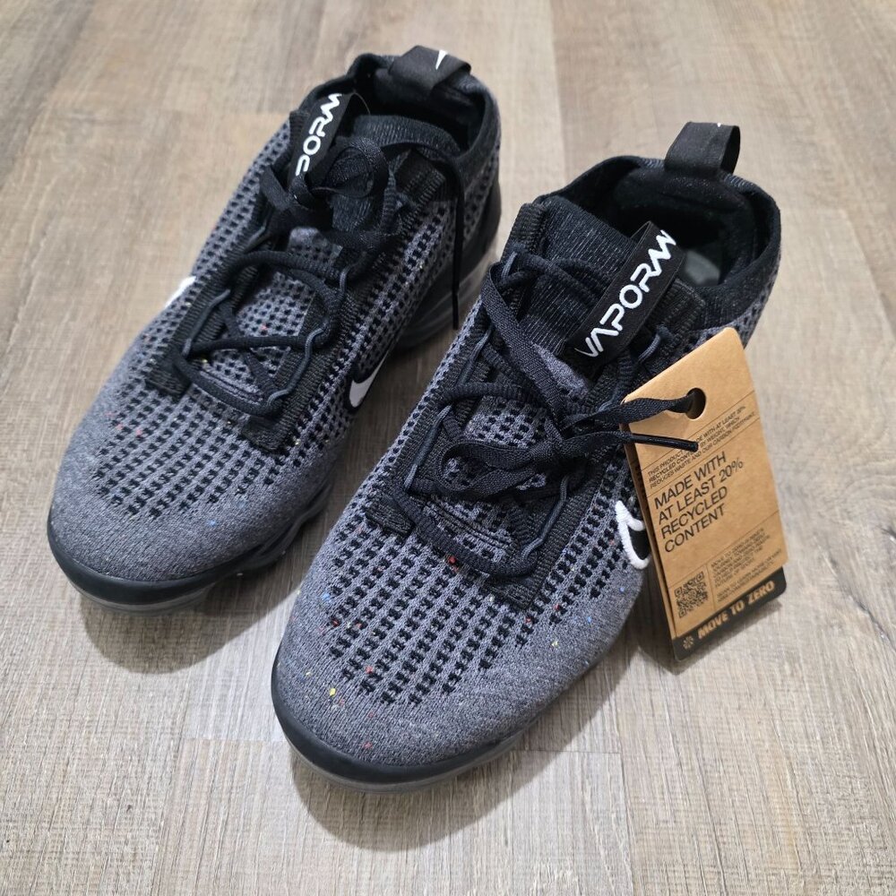 Nike Air VaporMax 2021 FK Flyknit Oreo Anthracite DB1550-006 Youth 5.5Y Women 7